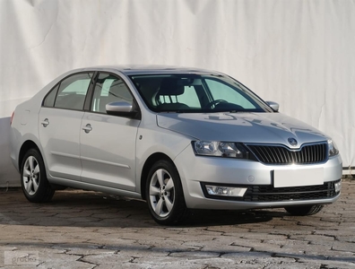 Skoda Rapid , Salon Polska, Klima, Parktronic