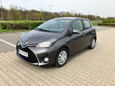 Toyota Yaris III Salon PL Hybryda Premium + City