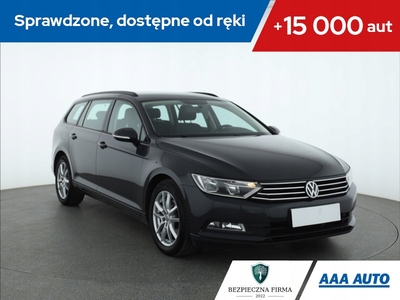 Volkswagen Passat B8 Variant 1.6 TDI 120KM 2015