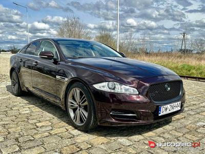 Jaguar XJ