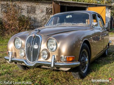 Zabytkowy Jaguar MK II