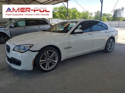 BMW Seria 7 F01 Sedan L Facelifting 750Li 450KM 2014