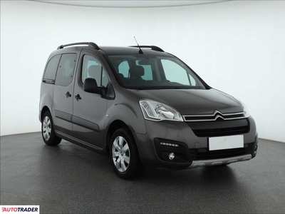 Citroen Berlingo 1.6 118 KM 2016r. (Piaseczno)