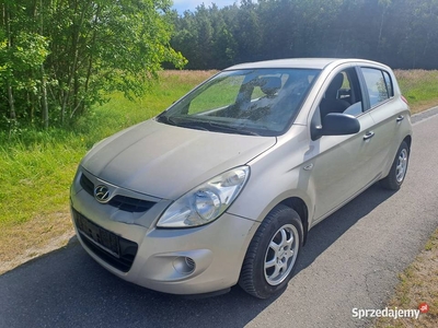 Hyundai i20 klima elektryka 1.2 benzyna 160 tys przebiegu zamiana