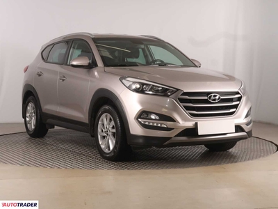 Hyundai Tucson 1.7 113 KM 2015r. (Piaseczno)