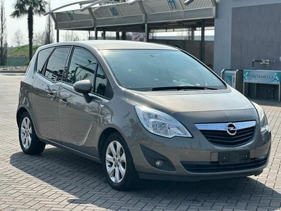 Opel Meriva 2012 r. 1.4 turbo LPG