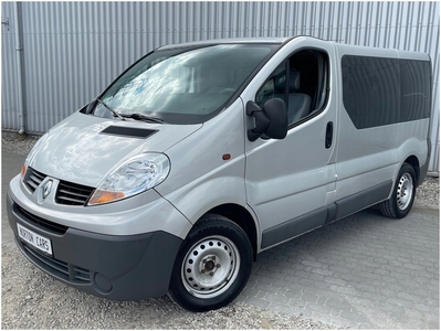 Renault Trafic II Furgon 2.0 dCi 115KM 2007