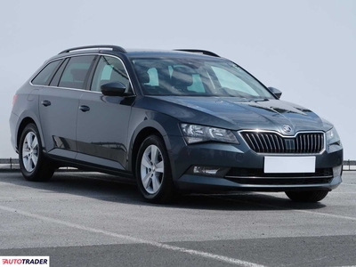 Skoda Superb 2.0 147 KM 2015r. (Piaseczno)