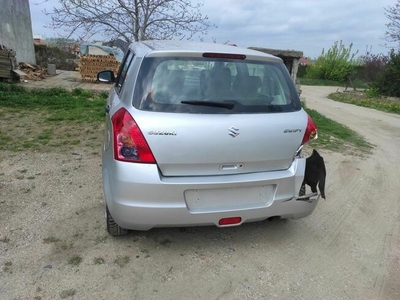 Suzuki Swift 1.3 benzyna 2009 rok