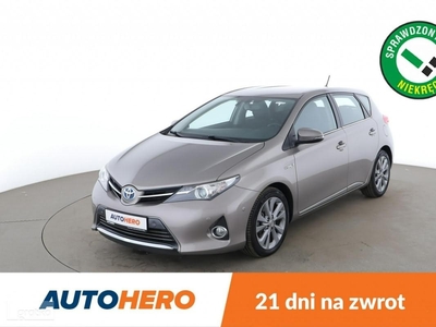 Toyota Auris II Executive /hybryda/ niski przebieg/ kamera/ navi /grzane fotele /hak