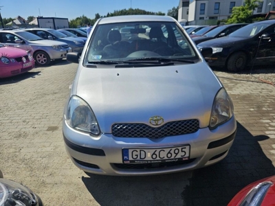 Toyota Yaris 1.0 benzyna 2004 rok Opłaty Aktualne !!!