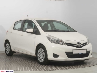 Toyota Yaris 1.3 97 KM 2012r. (Piaseczno)