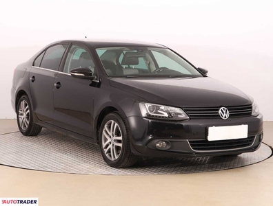 Volkswagen Jetta 1.4 120 KM 2013r. (Piaseczno)