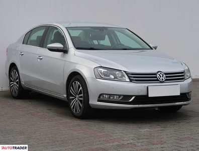 Volkswagen Passat 2.0 138 KM 2012r. (Piaseczno)