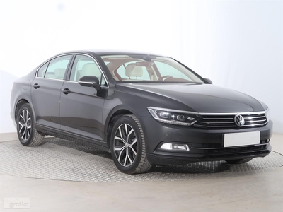 Volkswagen Passat B8 , Salon Polska, 1. Właściciel, Automat, VAT 23%, Navi,