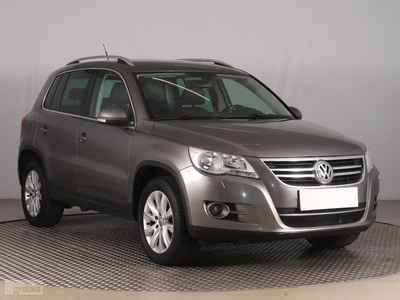 Volkswagen Tiguan , 1. Właściciel, Serwis ASO, Skóra, Navi, Klimatronic,