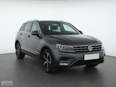 Volkswagen Tiguan , Salon Polska, Serwis ASO, DSG, VAT 23%, Navi, Klimatronic,