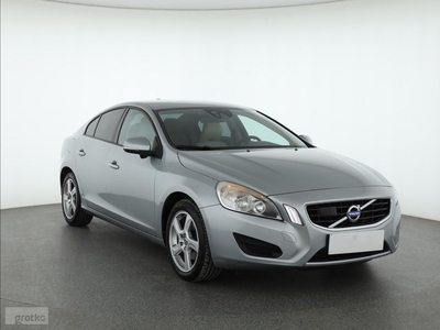 Volvo S60 II , Skóra, Navi, Klimatronic, Tempomat, Parktronic,