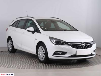 Opel Astra 1.6 108 KM 2017r. (Piaseczno)