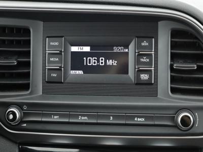 Hyundai Elantra 2019 1.6 MPI 37129km ABS klimatyzacja manualna