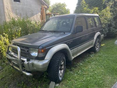 Mitsubishi Pajero 2 3,5 v6 208km z LPG 6osób