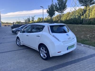 Nissan Leaf 100% elektryk, najbogatsza wersja wyposażenia TEKNA