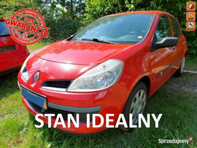 Renault Clio Wersja 5-cio drzwiowa, benzyna, hak, klimatyza…