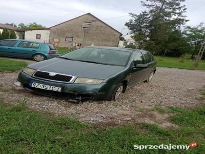 Skoda fabia1.2 gaz