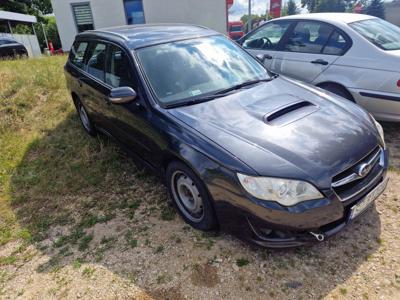 Sprzedam subaru Legacy na części