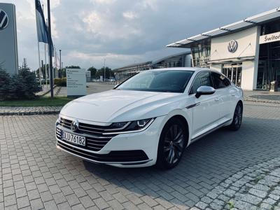 Używane Volkswagen Arteon - 113 900 PLN, 104 750 km, 2019