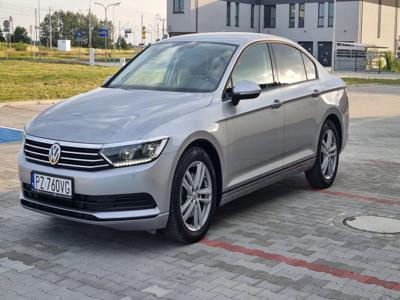 Używane Volkswagen Passat - 76 000 PLN, 67 626 km, 2017