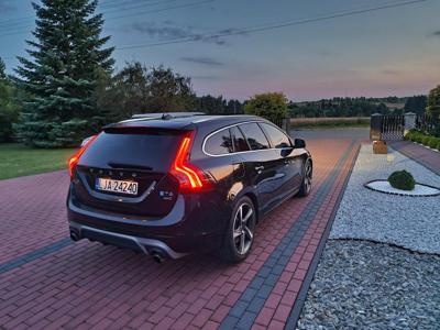 Używane Volvo V60 - 78 600 PLN, 171 134 km, 2015