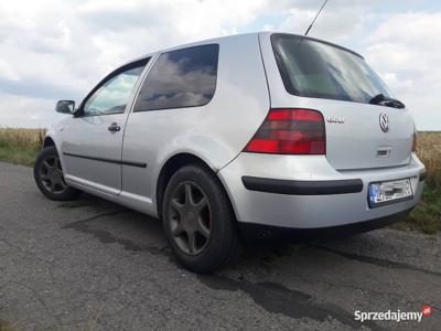 Volkswagen Golf IV 1.6 LPG,właściciel od 3 lat,nowe OC i P