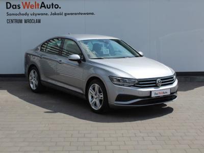 Volkswagen Passat Basis