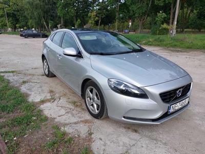 Volvo v40 2013 bezwypadkowy virtual cocpit 2 kpl kół