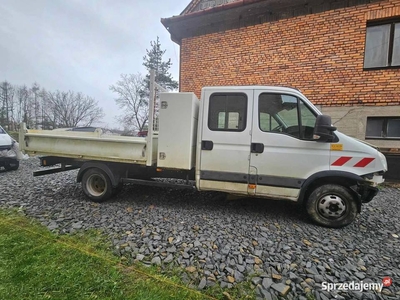 2013 IVECO DAILY 2.3 diesel WYWROTKA 7 OSÓB KIPER - BRYGADÒWKA klima 35C13