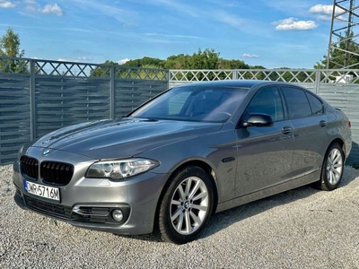 BMW Seria 5 F10-F11 Limuzyna Facelifting 530d 258KM 2013