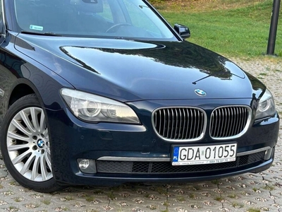 BMW Seria 7 F01 Sedan 730d 245KM 2011