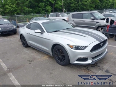 Ford Mustang VI Convertible 3.7 V6 304KM 2015