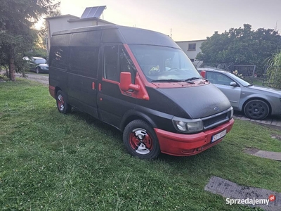 Ford Transit 9 osobowy