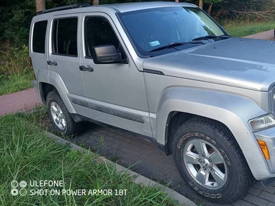 Jeep liberty 4x4 3,7 v6 lpg , klima