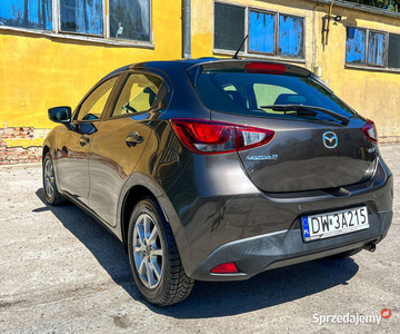 Mazda 2 MAZDA II 1.5 Benzyna 2015 stan BDB!