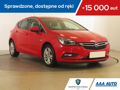 Opel Astra K Hatchback 5d 1.4 Turbo 125KM 2017