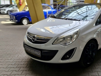 Opel Corsa D Hatchback 1.4 87KM 2011