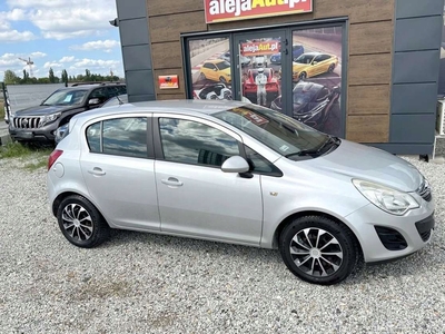 Opel Corsa D Hatchback 5d Facelifting 1.2 Twinport ECOTEC 85KM 2013