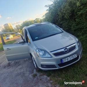 OPEL ZAFIRA-B WERSIA COSMO 2.2 AUTOMAT