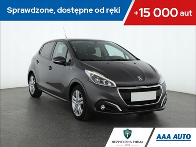 Peugeot 208 I Hatchback 5d Facelifting 1.2 PureTech 82KM 2017