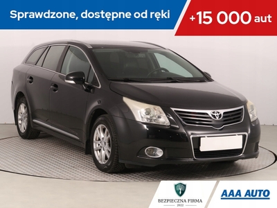 Toyota Avensis III Wagon 2.0 D-4D 126KM 2011