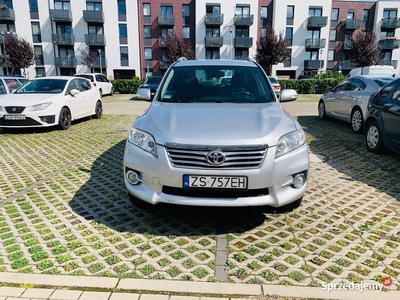 Toyota Rav4 automat benzyna LPG