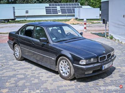 Samochód BMW 7.50